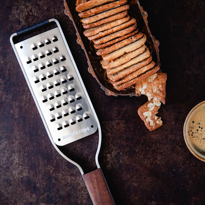 Microplane Master Series Extra Coarse Grater (43308)