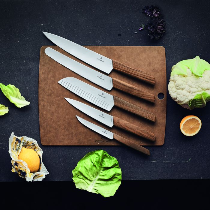 Victorinox Swiss Modern Walnut 12cm Steak Knife 2 Piece Set Serrated Edge (6900012WG)