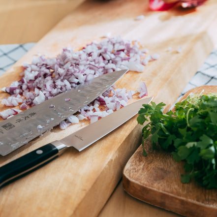 MAC Professional Dimpled Chef’s Knife 8 in