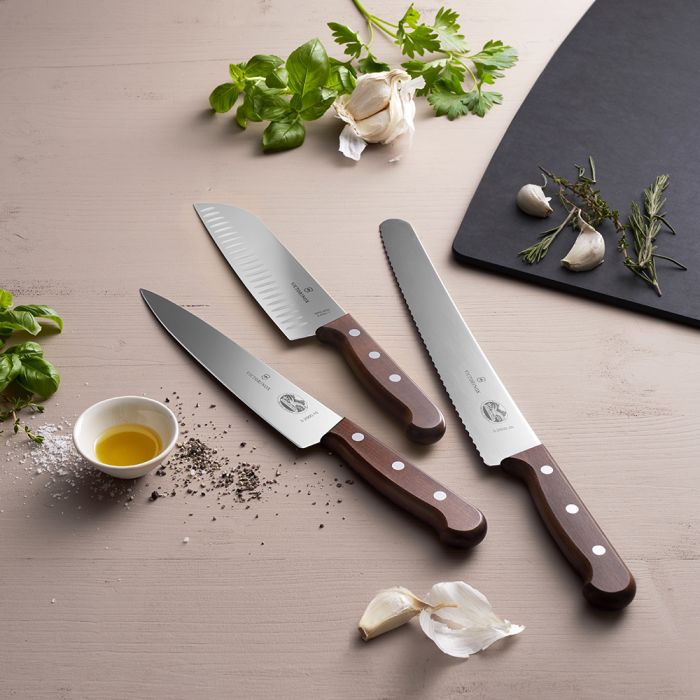 Victorinox Wood 21cm Bread Knife with Serrated Edge (5163021G)
